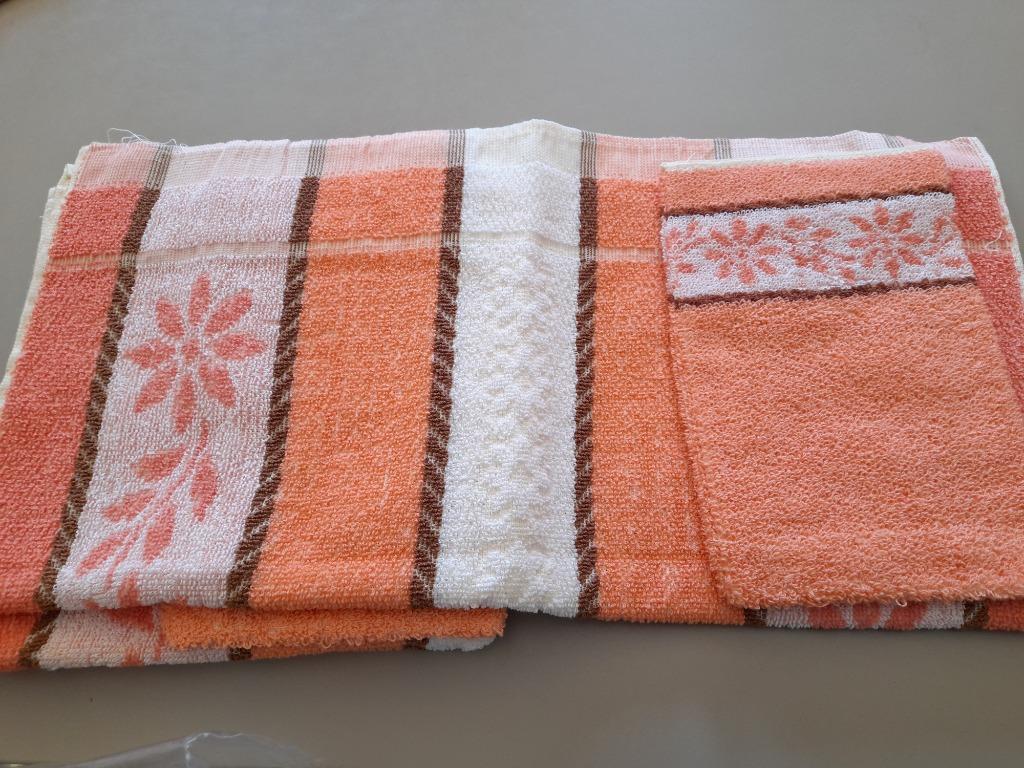 Handdoek en  washandje.3 sets., Ophalen of Verzenden, Nieuw, Handdoek