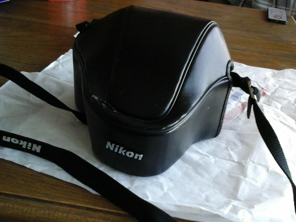 NIKON BESCHERMHOES VOOR CAMERA, Audio, Tv en Foto, Ophalen of Verzenden, Gebruikt, Spiegelreflex, Nikon