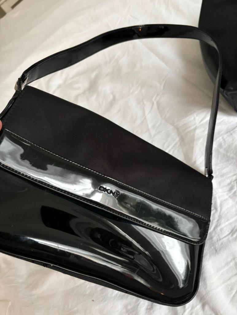Sac dkny vintage, Enlèvement, Comme neuf, Noir, Sac à bandoulière