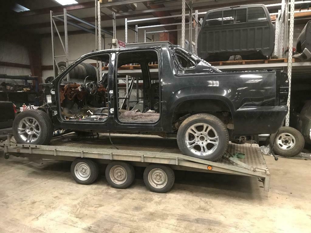 Chevrolet avalanche 2007-2014, 4 deurs, Zwart, Bedrijf, Grijs