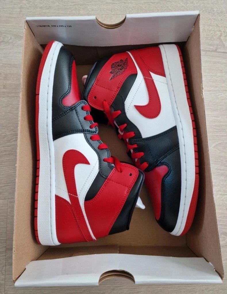 Sneakers Air Jordan Mid maat 44.5 Nieuw, Ophalen, Air Jordan, Nieuw, Sneakers