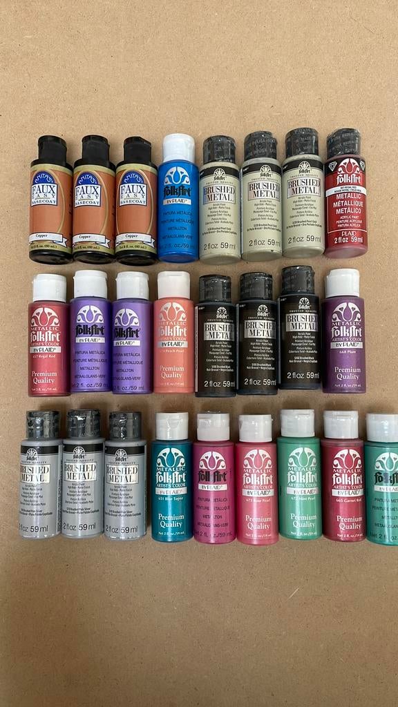 25 bouteilles de peinture acrylique métallisée FolkArt, Hobby & Loisirs créatifs, Peinture, Enlèvement ou Envoi, Comme neuf, Peinture acrylique