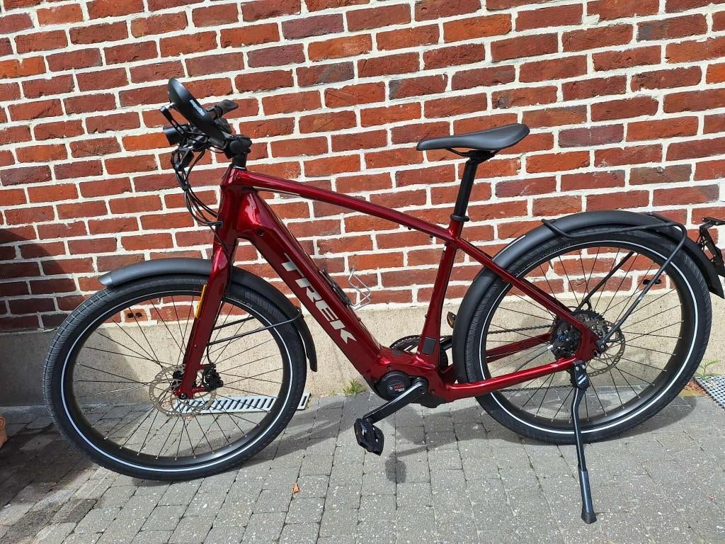 Speedpedelec Trek Allant+ 8S, Fietsen en Brommers, Zo goed als nieuw, 51 tot 55 cm, 50 km per accu of meer, Ophalen