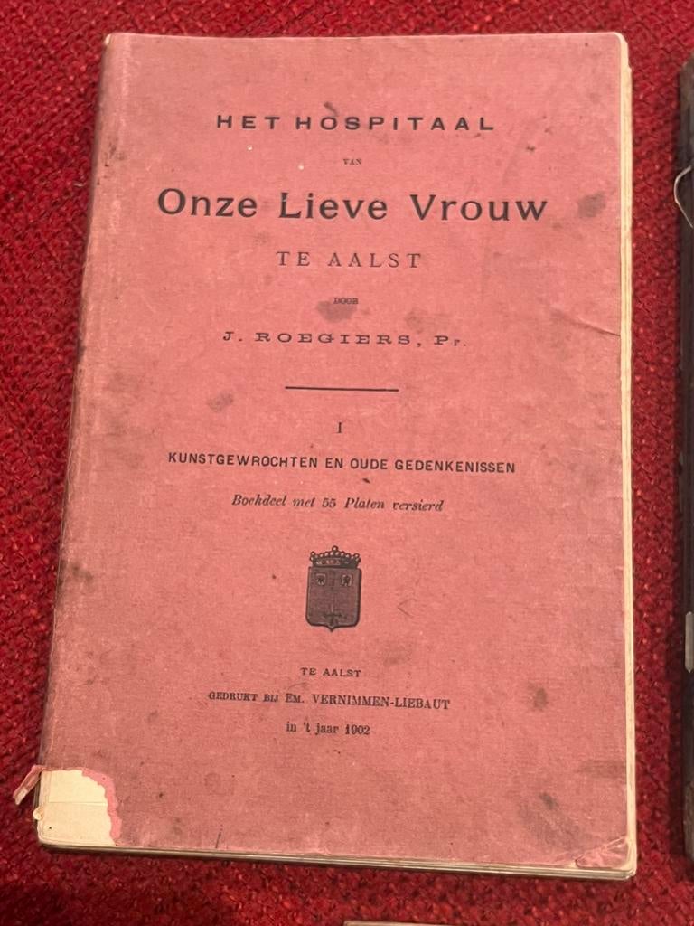 Oud antiek boek Aalst Hospitaal Onze Lieve Vrouw deel1 1902, Ophalen