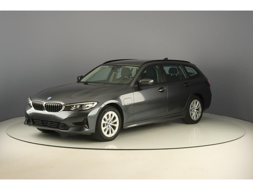 BMW 320 e Touring 204pk Pack Business, Auto's, BMW, Automaat, 5 deurs, Hybride Elektrisch/Benzine, https://public.car-pass.be/vhr/36c18415-dc6c-4f28-872f-2cae0d6e313f