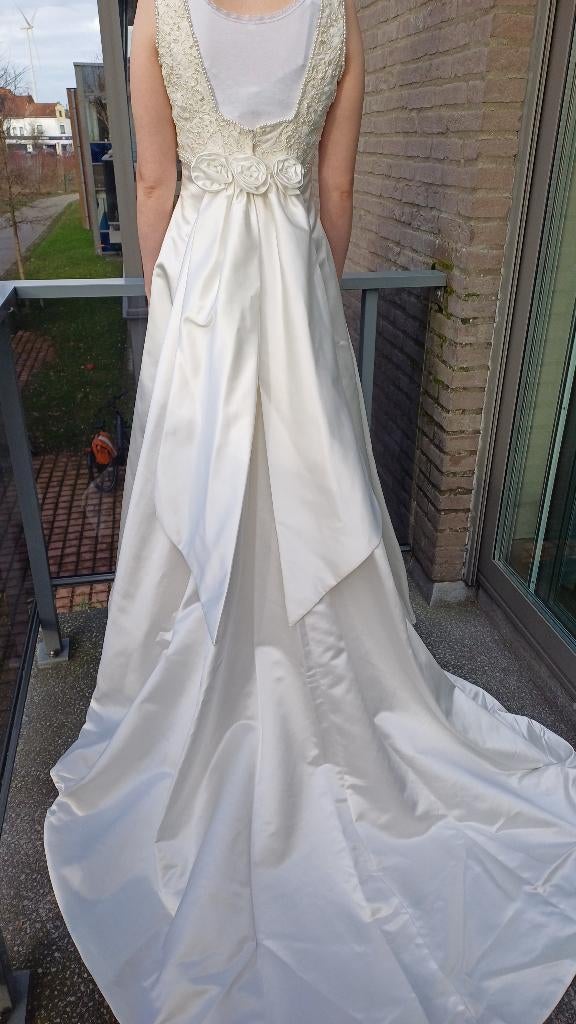 Bruidsjurk ,designer huis Morilee New York ,maat 38-40, Trouwjurk, Beige, Ophalen of Verzenden, Zo goed als nieuw