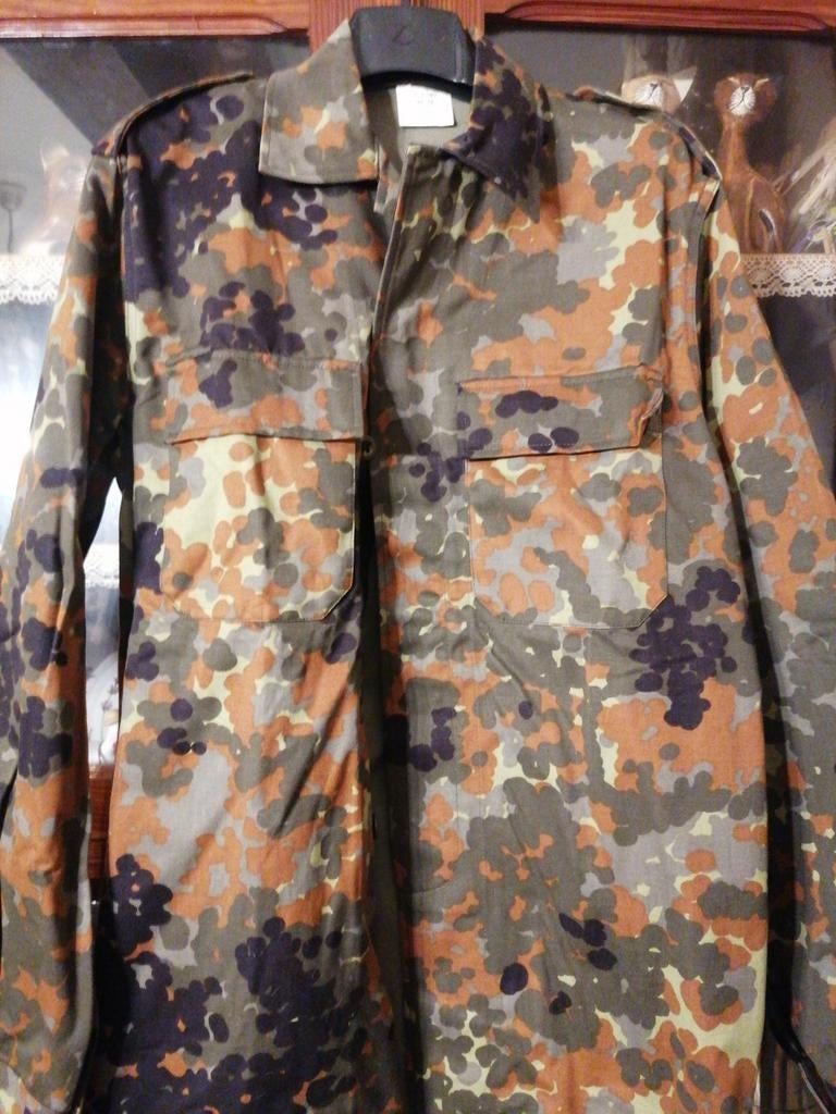 Smarties shirt van het Belgische leger., Verzamelen, Ophalen of Verzenden