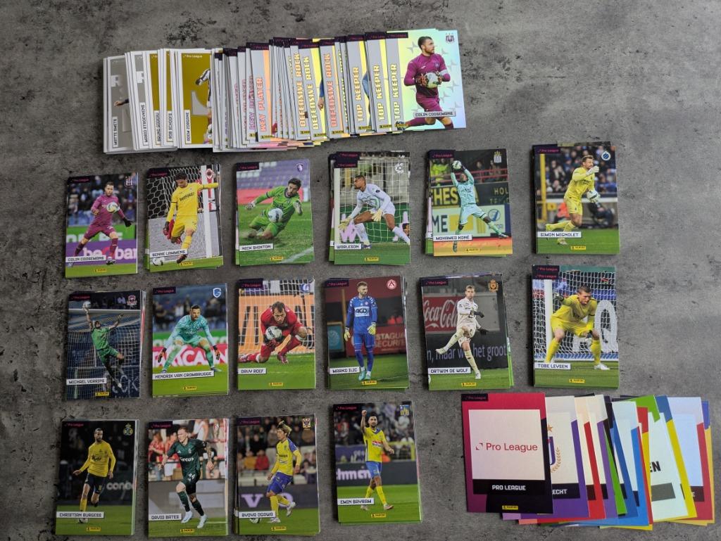 PANINI  foot  PRO LEAGUE 2024/2025 270X SET COMPLET, Enlèvement ou Envoi, Neuf