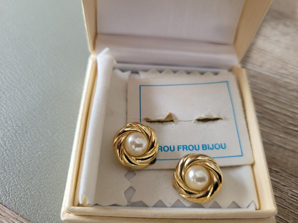 paar oorbellen, Bijoux, Sacs & Beauté, Boucles d'oreilles, Puces ou Clous, Jaune, Enlèvement, Utilisé