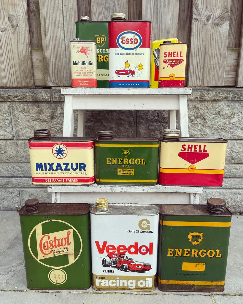 Divers vieux bidons d'huile de garage à vendre, Enlèvement ou Envoi, Utilisé, Autre, Autres marques