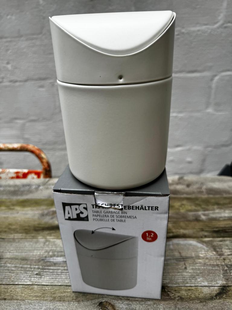 Afvalbakje met swingdeksel. Nieuw. 2 kleuren, Huis en Inrichting, Ophalen of Verzenden, Zo goed als nieuw