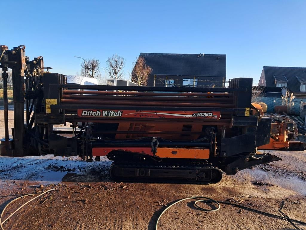 Ditch witch jt2020 machine, Enlèvement