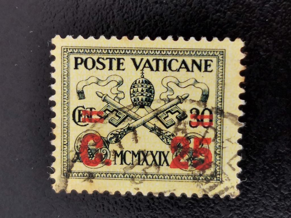 Cité du Vatican 1931 - Armoiries papales + surcharge rouge, Enlèvement ou Envoi, Affranchi