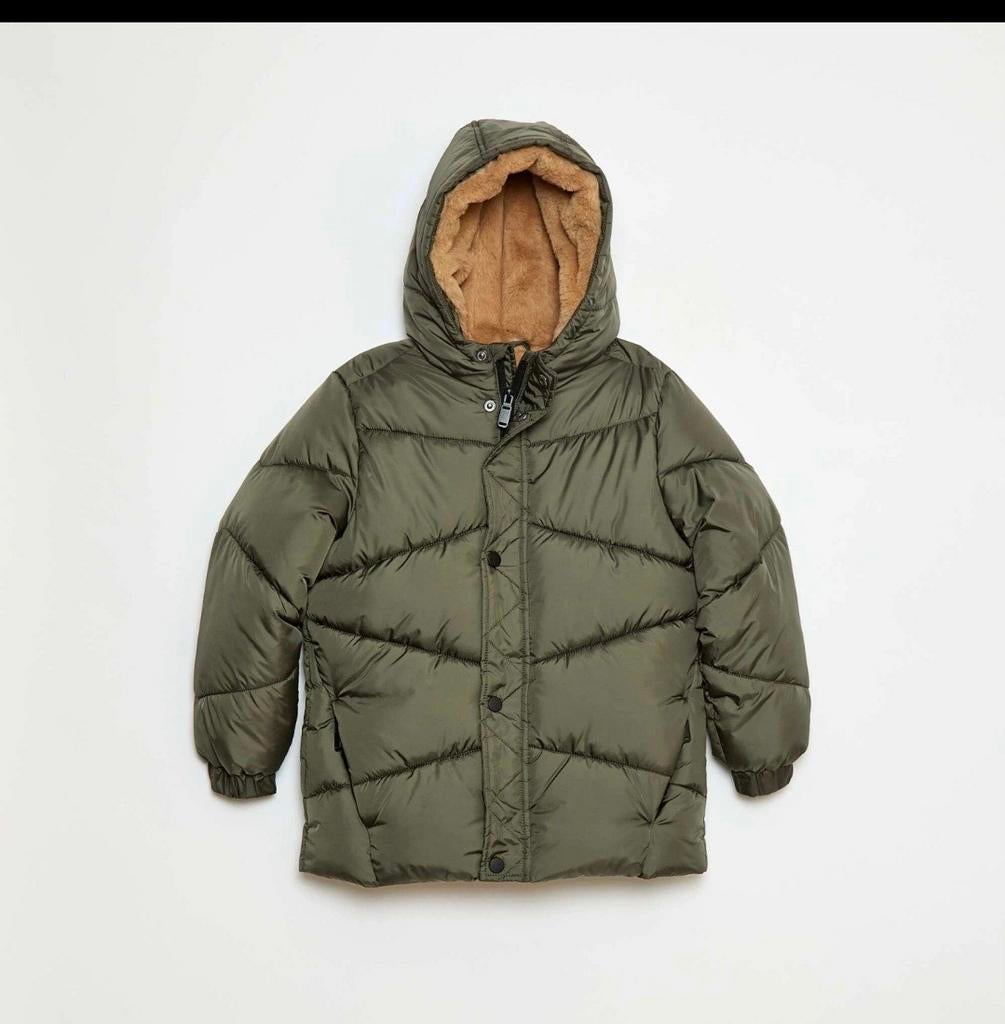Doudoune à capuche/ Taille: 12 Ans/ Neuf/  Valeur: €35, Enlèvement, Neuf, Kiabi, Garçon