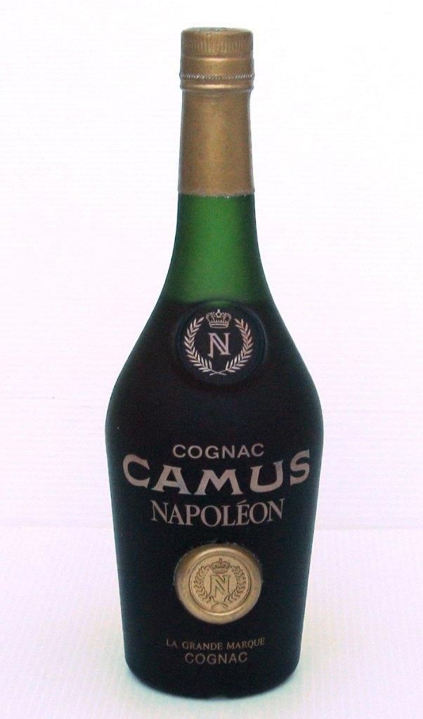 Camus Cognac Grande Marque Napoléon 1980, Collections, Pleine, Comme neuf, Enlèvement, Autres types