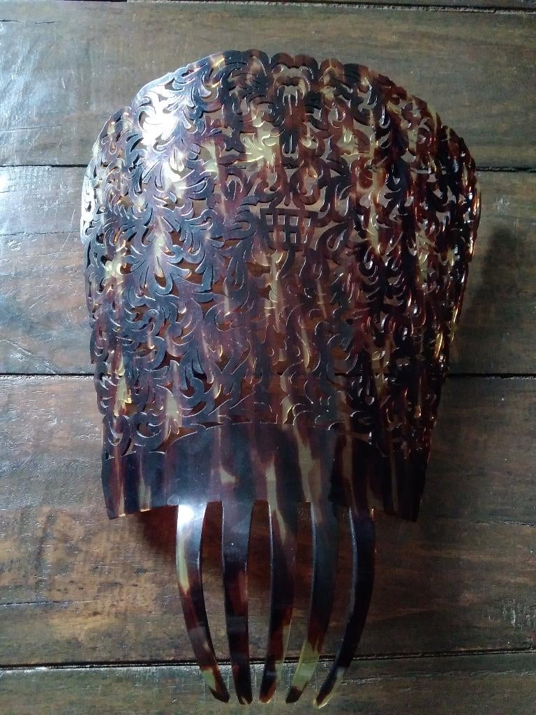 Antieke Spanish Mantilla Celluloid reuze haarkam, Verzenden