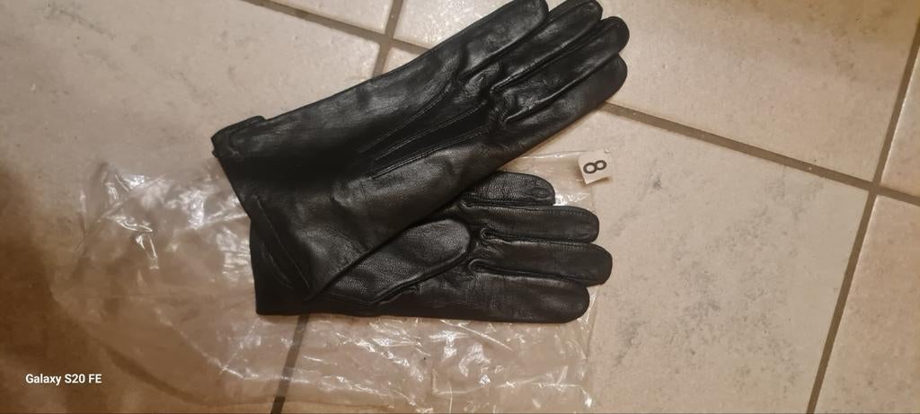 Lederen handschoenen ABL, Verzenden