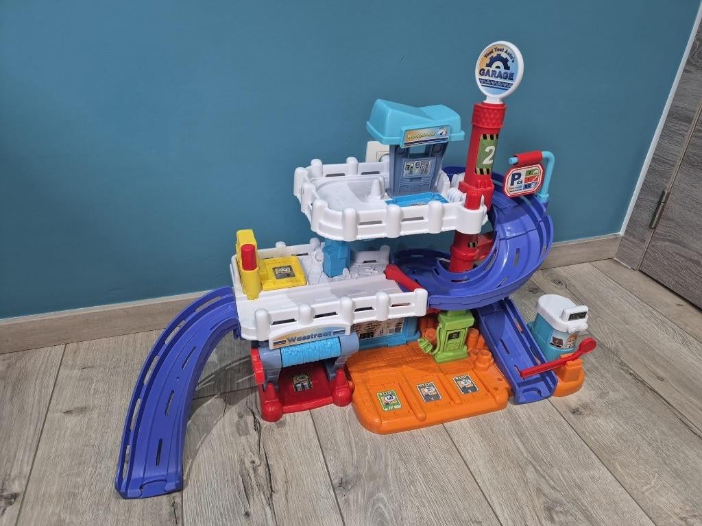 Vtech Toet Toet Garage, Kinderen en Baby's, Ophalen, Gebruikt, 2 tot 4 jaar