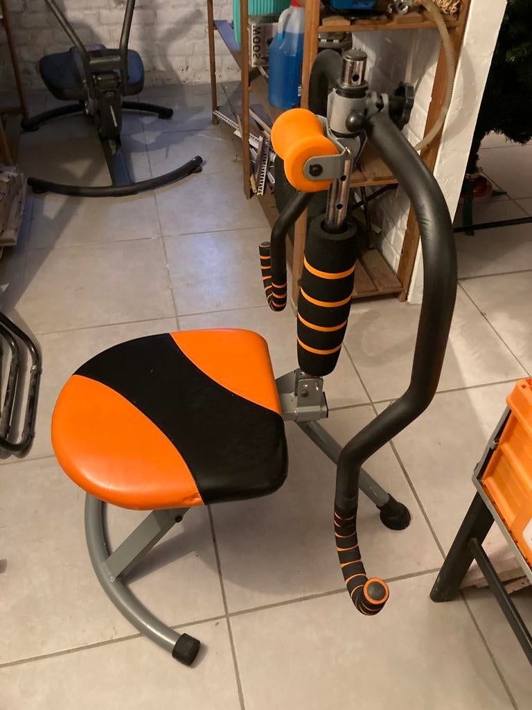 Appareil Body Shape/ seulement cash svp, Comme neuf, Enlèvement, Métal, Bras