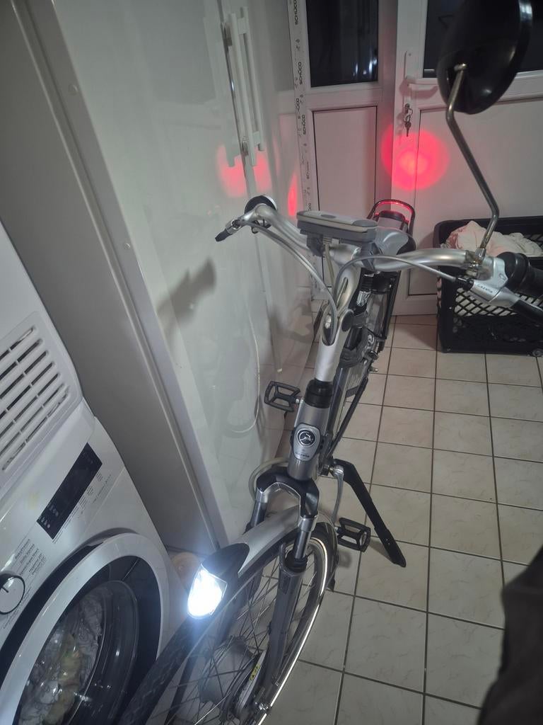 Ellektriche fiets gazel, Fietsen en Brommers, Elektrische fietsen, Ophalen