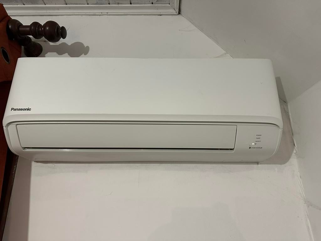 Airco + verwarming, Elektronische apparatuur, Airco's, Ophalen, Zo goed als nieuw, Verwarmen