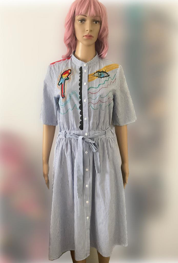 Robe chemise en coton au design unique (taille S/M), Vêtements | Femmes, Robes, Comme neuf, Taille 36 (S), Blanc, Sous le genou