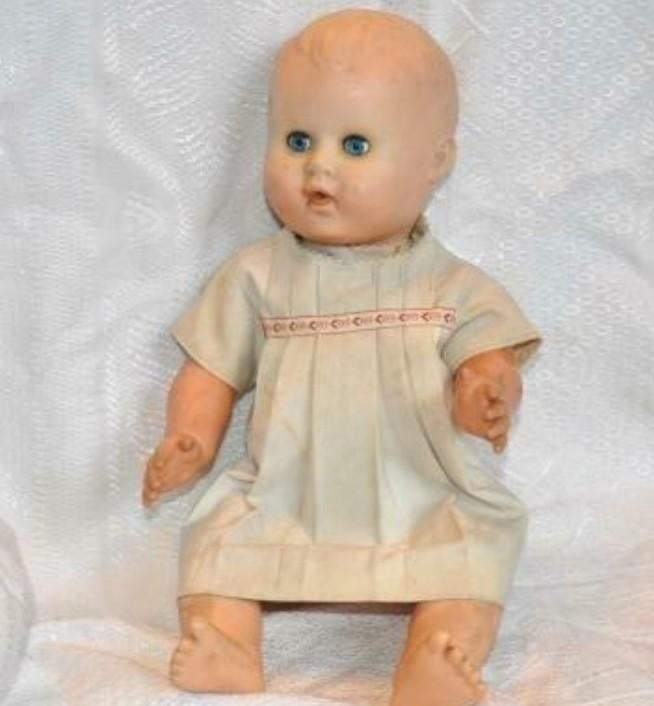 Ancienne poupée unica 47 cm (1), Enlèvement ou Envoi, Utilisé, Poupée