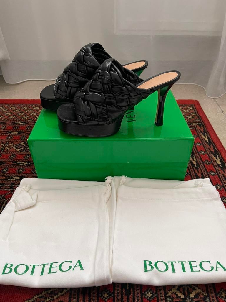 Originele Bottega Veneta mules, Ophalen, Nieuw, Pumps