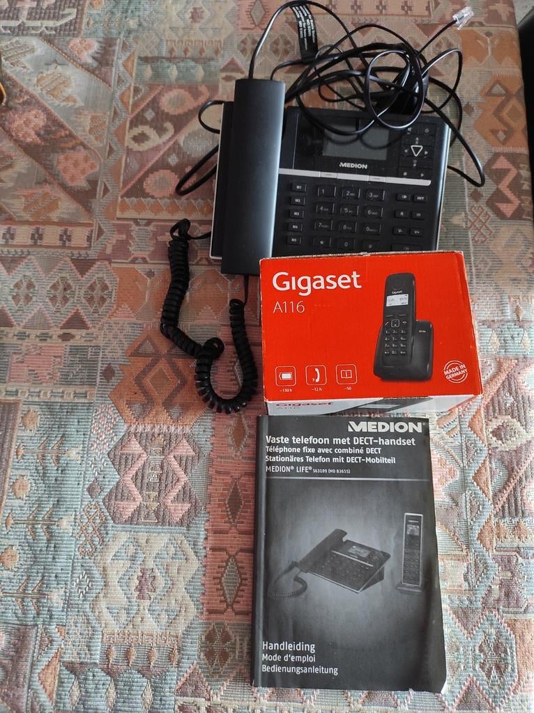 Vaste telefoon Medion en gigaset .Geen koeriersdiensten, Telecommunicatie, Vaste telefoons | Handsets en Draadloos, Ophalen, Zo goed als nieuw