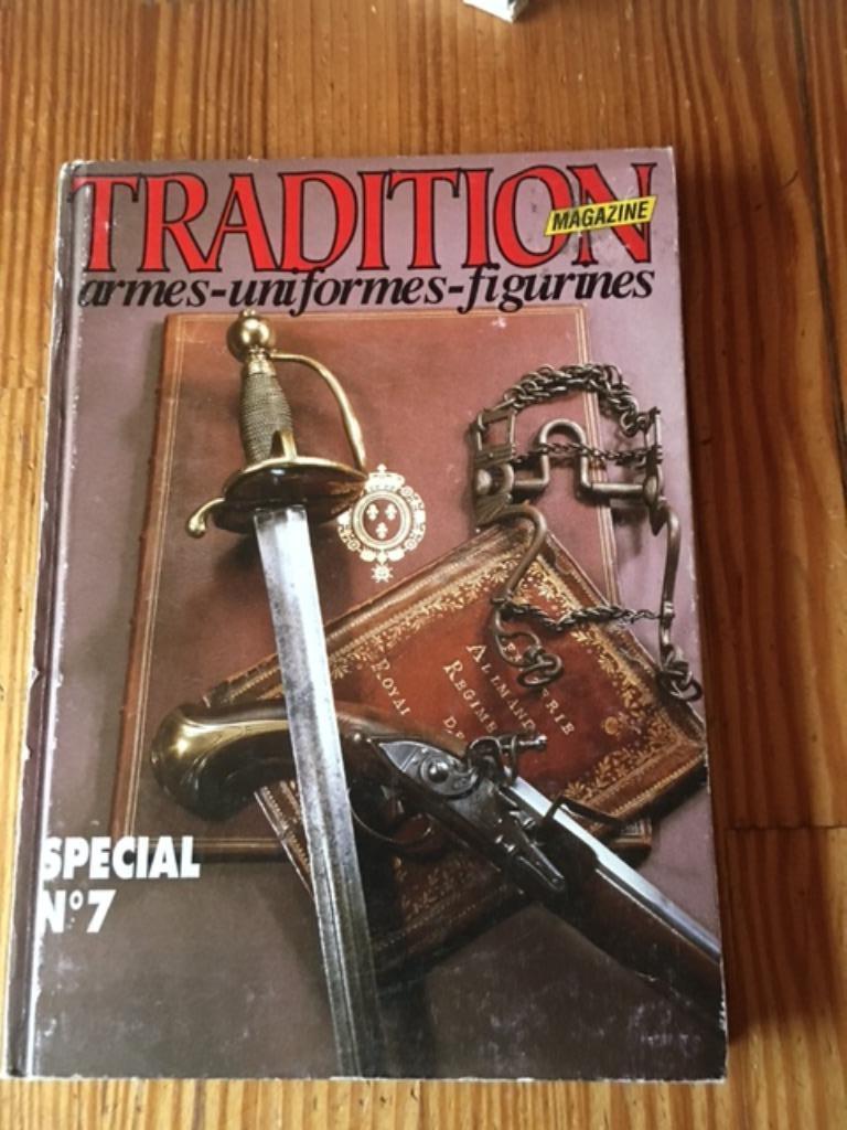 Figurines Tradition uniformes armes - spécial n 7, Collections, Objets militaires | Général, Enlèvement ou Envoi