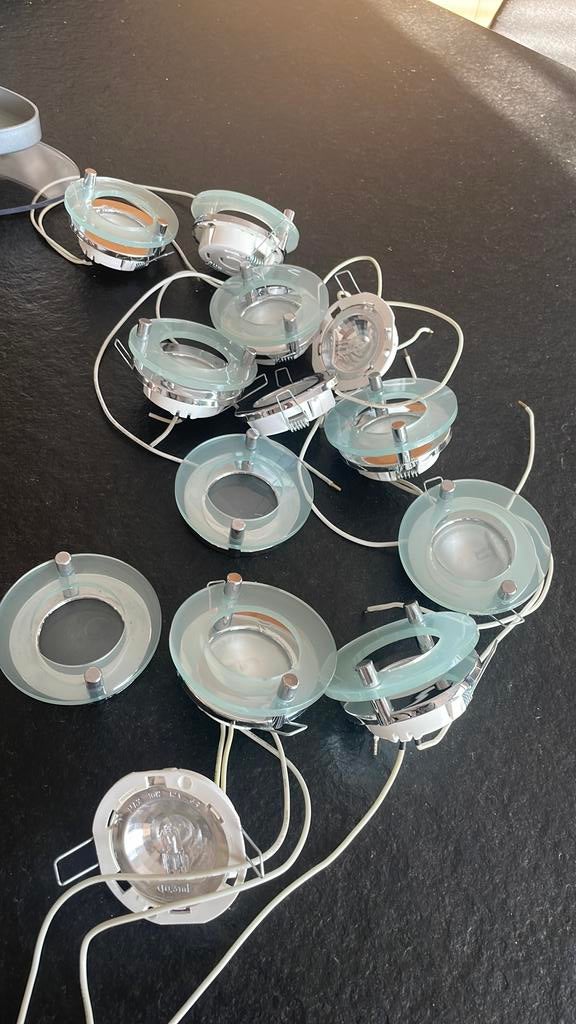 12V spots voor camper of caravan, Ophalen, Halogeen, Kunststof, Gebruikt