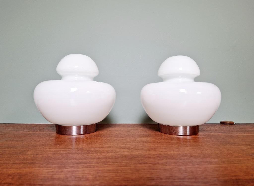 Lampe de table Space Age en opaline blanche, années 70, Enlèvement ou Envoi