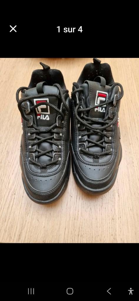 BASKETS DISRUPTOR FILA NOIR POINTURE 40 très bon état, Enlèvement, Comme neuf