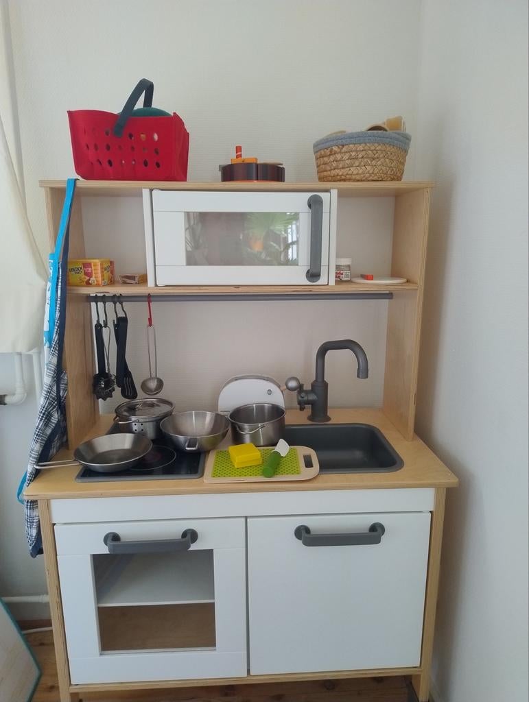 Speelgoedkeukentje Ikea met toebehoren, Kinderen en Baby's, Ophalen