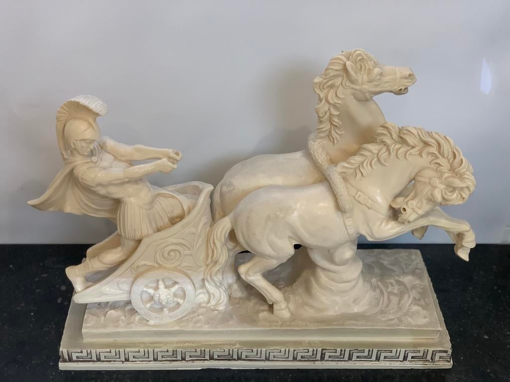 Sculpture de A. Santini, Enlèvement ou Envoi