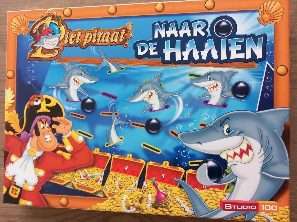 Piet Piraat spel: Naar de haaien, Hobby & Loisirs créatifs, Jeux de société | Jeux de plateau, Comme neuf, Enlèvement