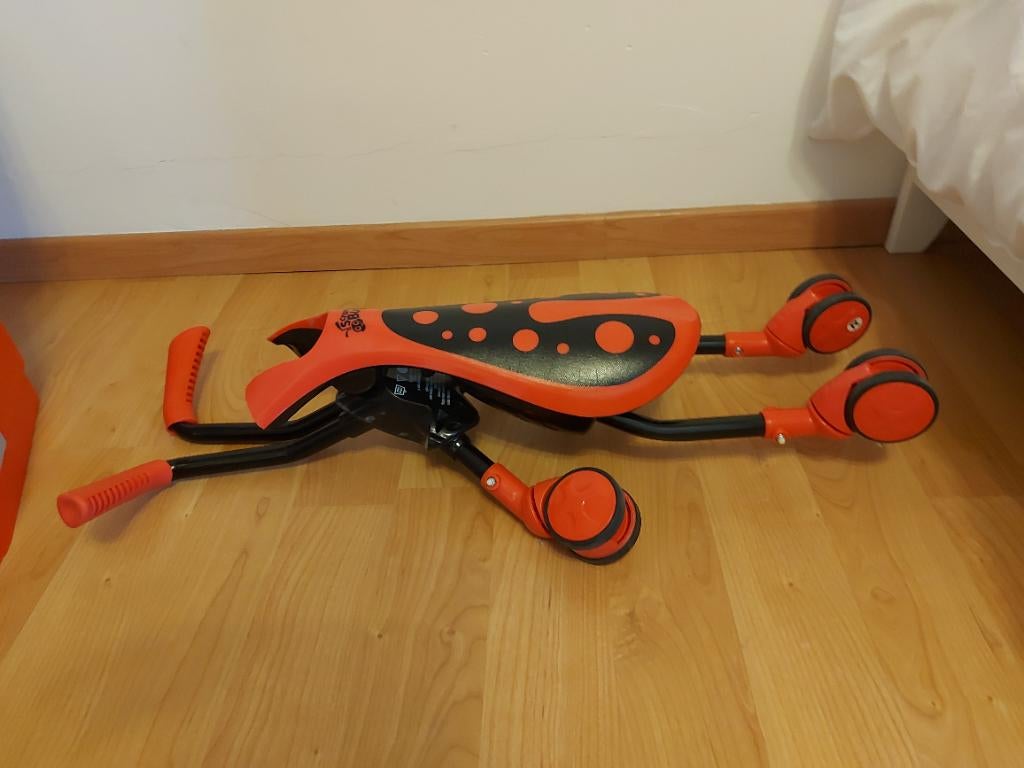 4wieler, Ophalen, Zo goed als nieuw, Loopvoertuig