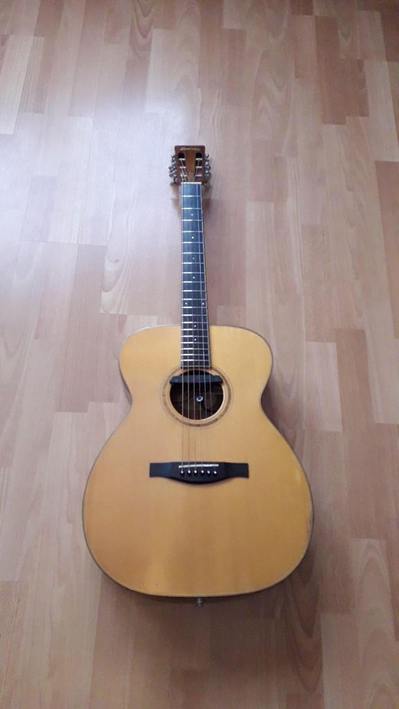 Guitare acoustique Eastmann AC512 avec micro, Musique & Instruments, Instruments à corde | Guitares | Acoustiques, Enlèvement