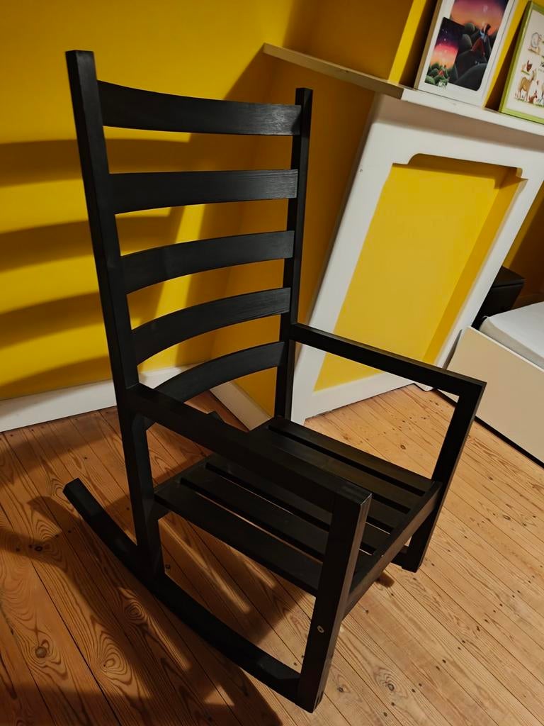 Schommelstoel Ikea, Huis en Inrichting, Ophalen, Zo goed als nieuw, Zwart, Hout