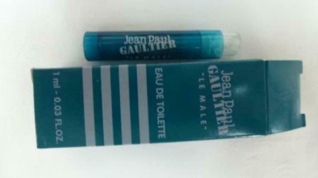 Jean Paul Gaultier Le Male EDT 1 ml spray doosje met buisje, Envoi, Utilisé, Échantillon ou Testeur, Plein