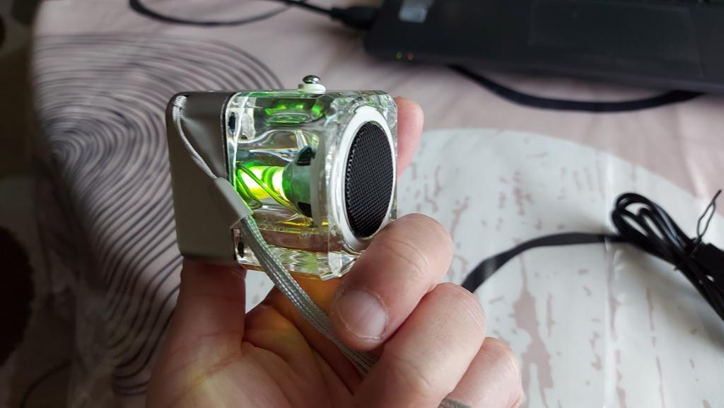 Mini enceinte USB/micro SD, TV, Hi-fi & Vidéo, Enceintes, Comme neuf, Autres types, Moins de 60 watts, Autres marques, Enlèvement