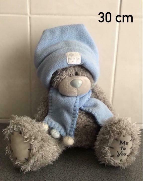 Me to you beer met blauwe sjaal en muts - 30 cm, Kinderen en Baby's, Ophalen of Verzenden