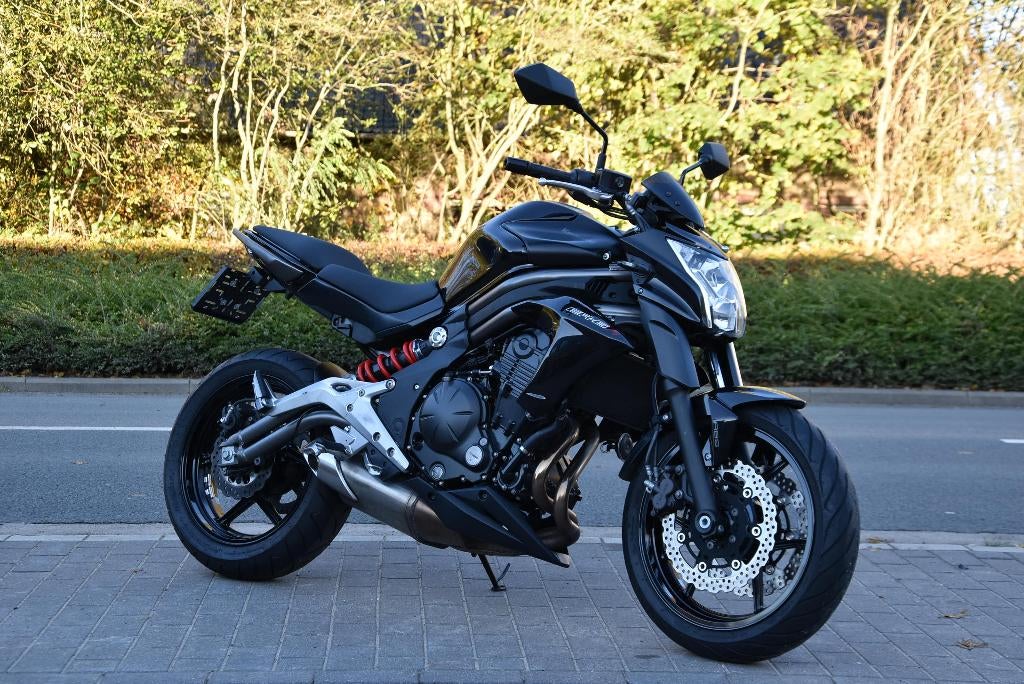 KAWASAKI - ER 6 N, Motoren, 2 cilinders, Bedrijf, Meer dan 35 kW, Naked bike