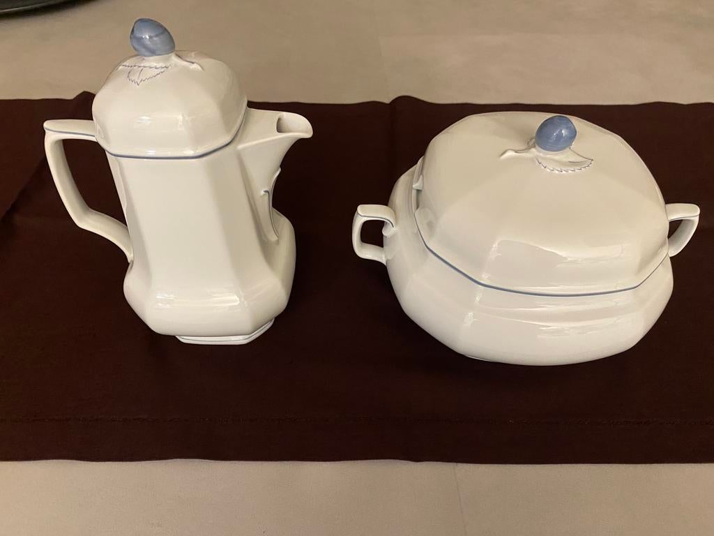Porseleinen Koffiepot en Soepterrine, Ophalen
