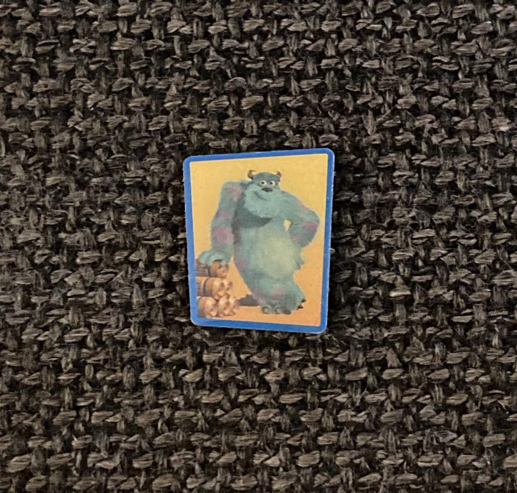 PIN - DISNEY - PIXAR - MONSTERS INC., Verzamelen, Verzenden, Zo goed als nieuw, Figuurtje, Speldje of Pin