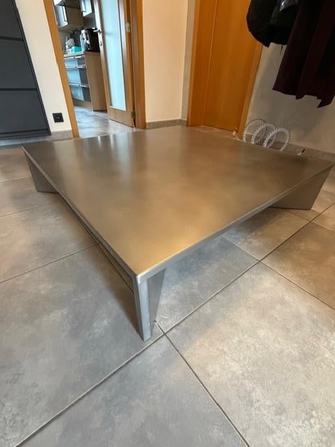 Table basse salon design en métal brossé 110X110, 100 à 150 cm, Moins de 50 cm, Carré, 100 à 150 cm