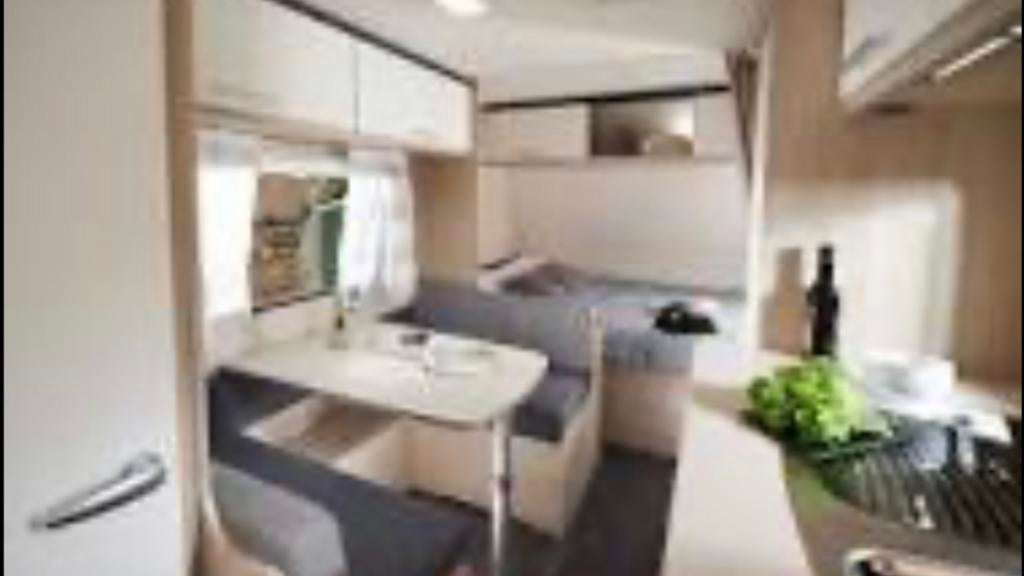Caravan te huur, Particulier