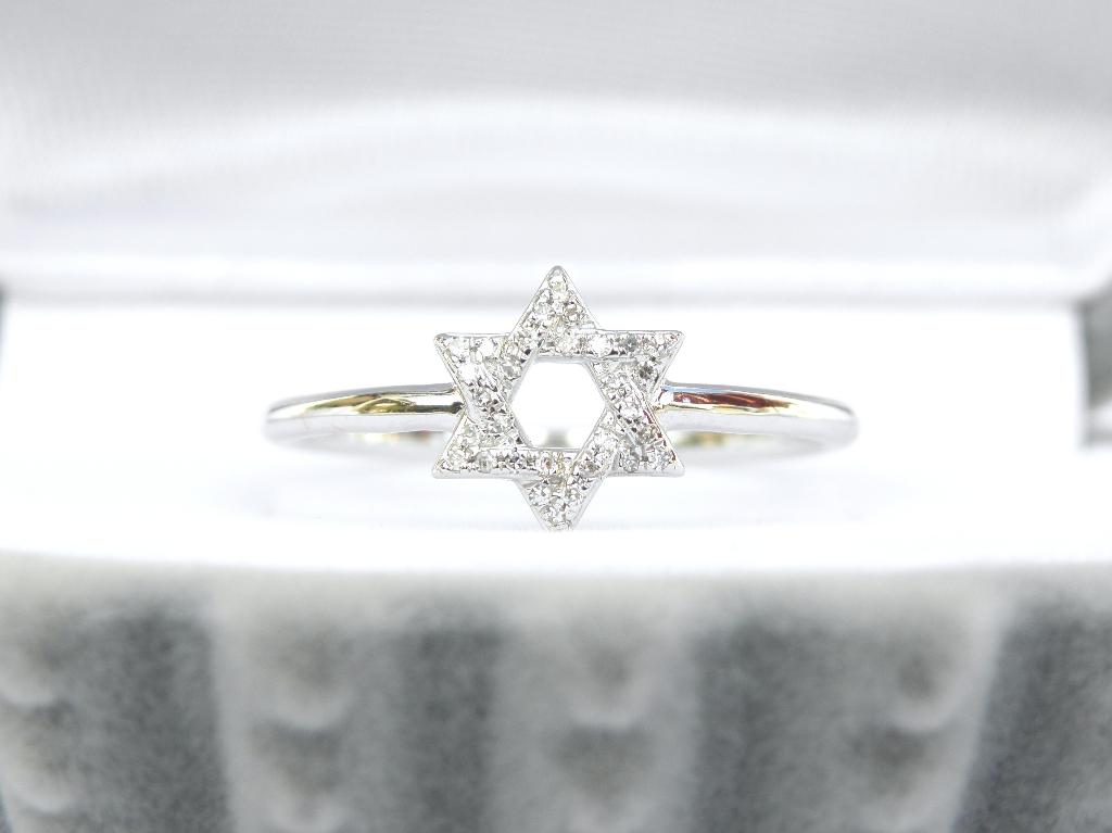 14KT gouden ring met diamantjes, Bijoux, Sacs & Beauté, Bagues, Comme neuf, Femme, 17 à 18, Blanc, Or, Avec pierre précieuse, Enlèvement ou Envoi