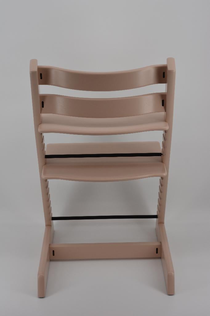 Stokke Tripp Trapp Serene Pink — Modèle remis à neuf, Envoi, Utilisé, Chaise évolutive, Ceinture(s)