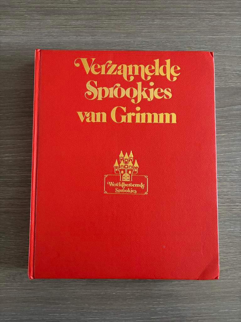 Verzamelde sprookjes van Grimm (vintage), Boeken, Ophalen of Verzenden, Gelezen